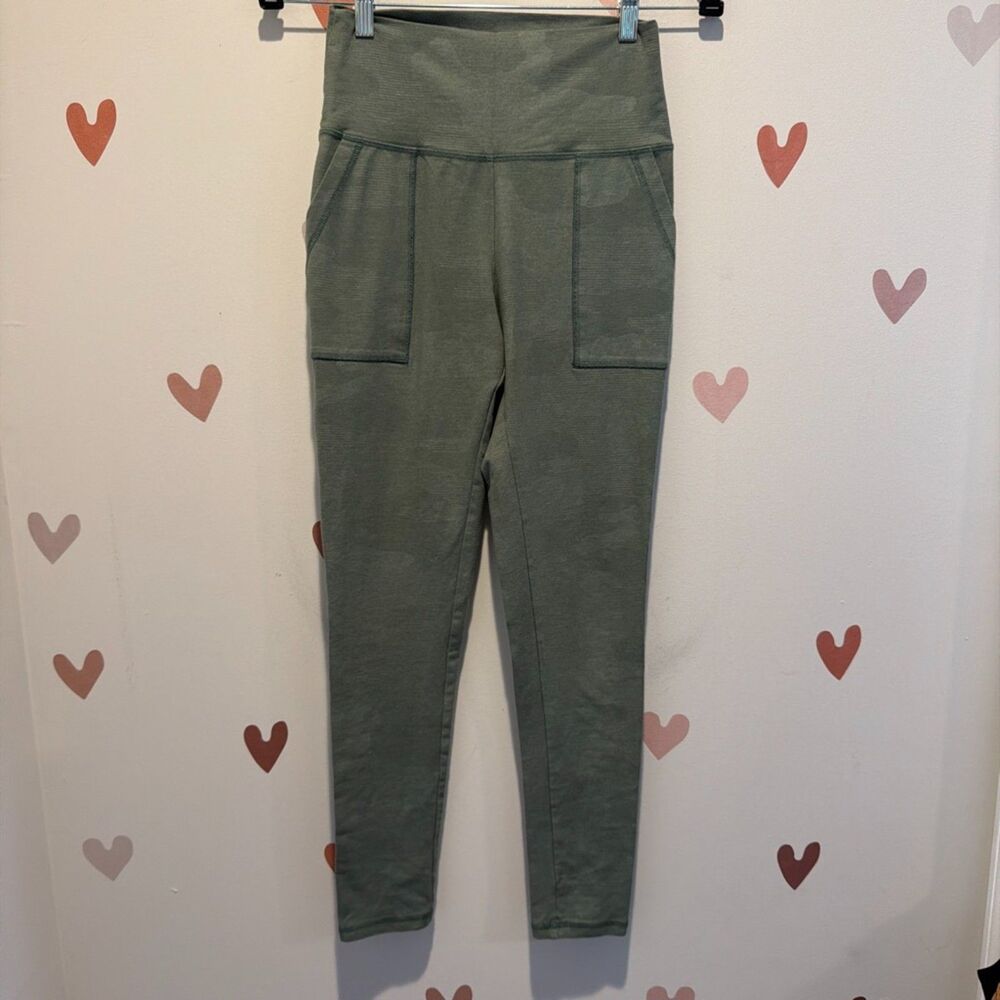 Aerie Camo Leggings Green Medium